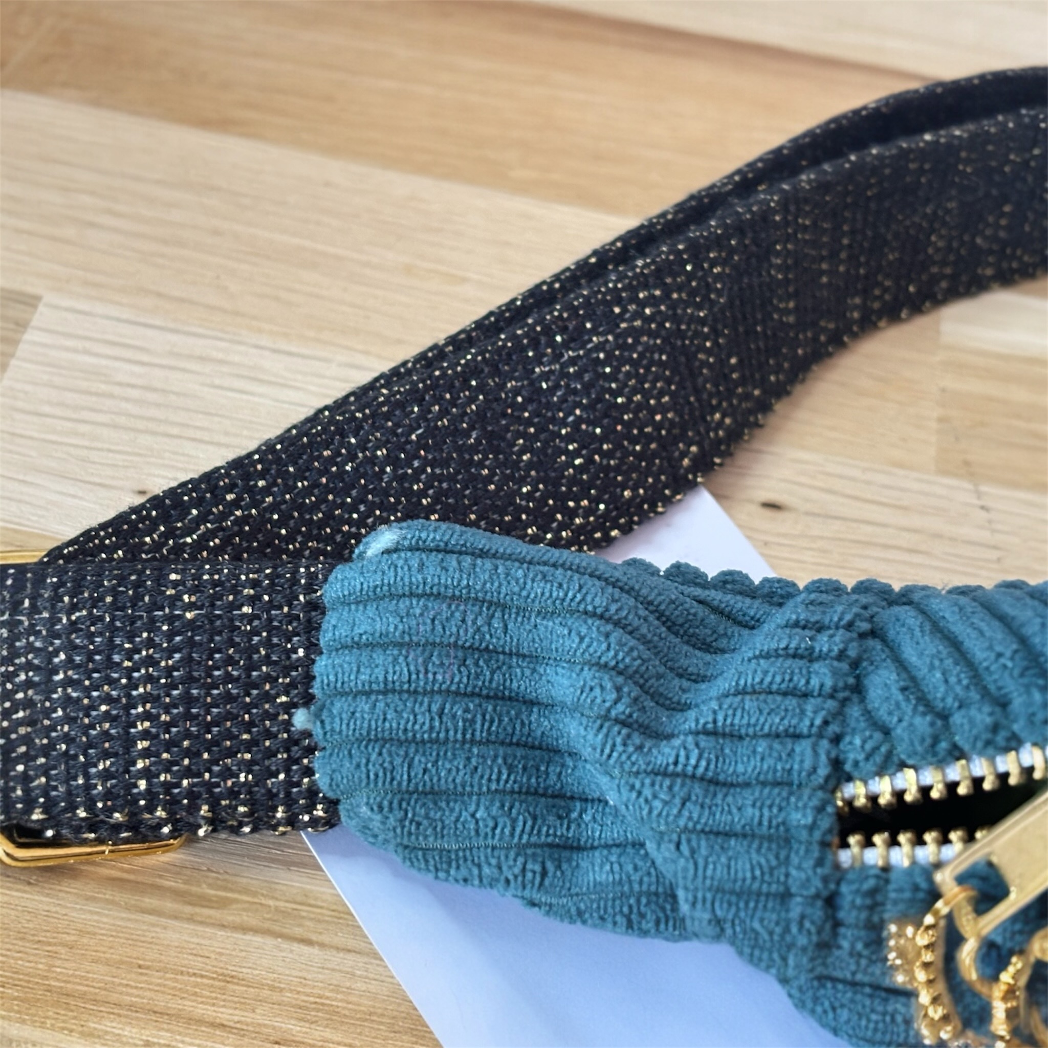 Sac banane en velours côtelé bleu vert – Création artisanale française – Image 3