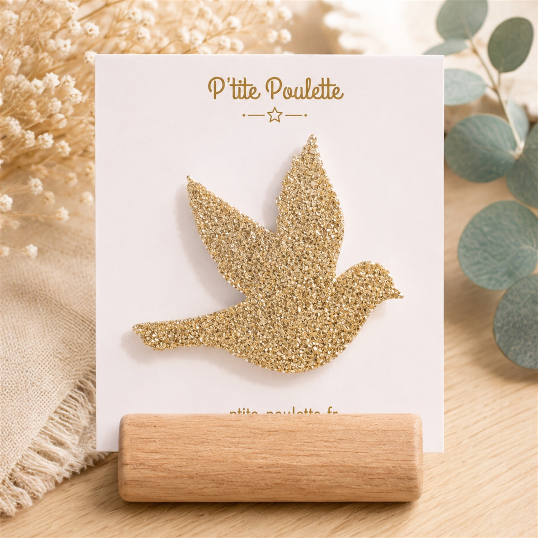 Broche hirondelle pailletée – Création artisanale française